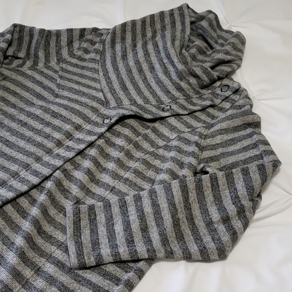 Maurices Tops - Maurices Asymmetrical Cowl Neck Top EUC